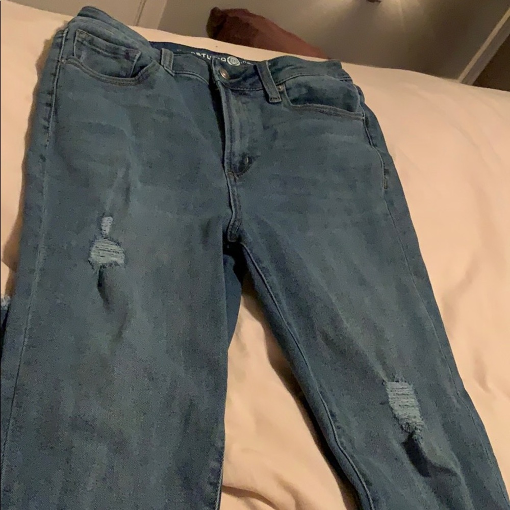 High waisted jeans